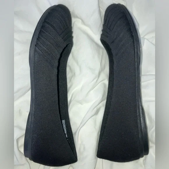 American Eagle by Payless Black Flats - Picture 5 of 6